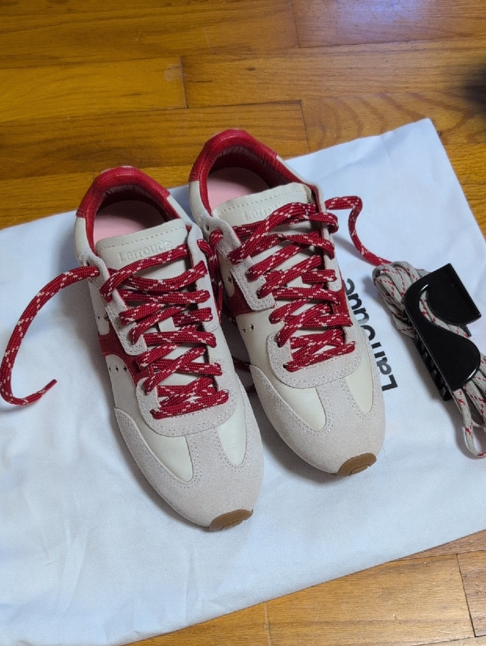 Larroude Sneakers 8.5